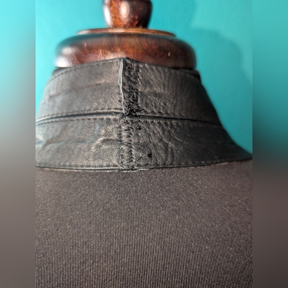 100% Real Leather Women's Black Corset - Picture 3 of 12